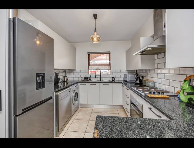 2 BEDROOM APARTMENT RENTED IN DAINFERN